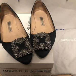 Manolo Blanik Hangisi flats size 37 1/2, used